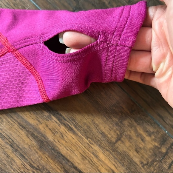 The North Face Women’s Long Sleeve - Picture 3 of 14